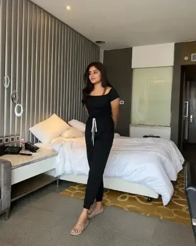 Call Girls Niwari Cash On Delivery